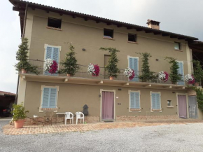 La Casa di Roby-1 appartamento la morra con piscina